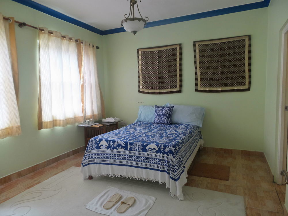 Hotel Rnm The Clubhouse, Grenada à Mount Nesbit Extérieur photo